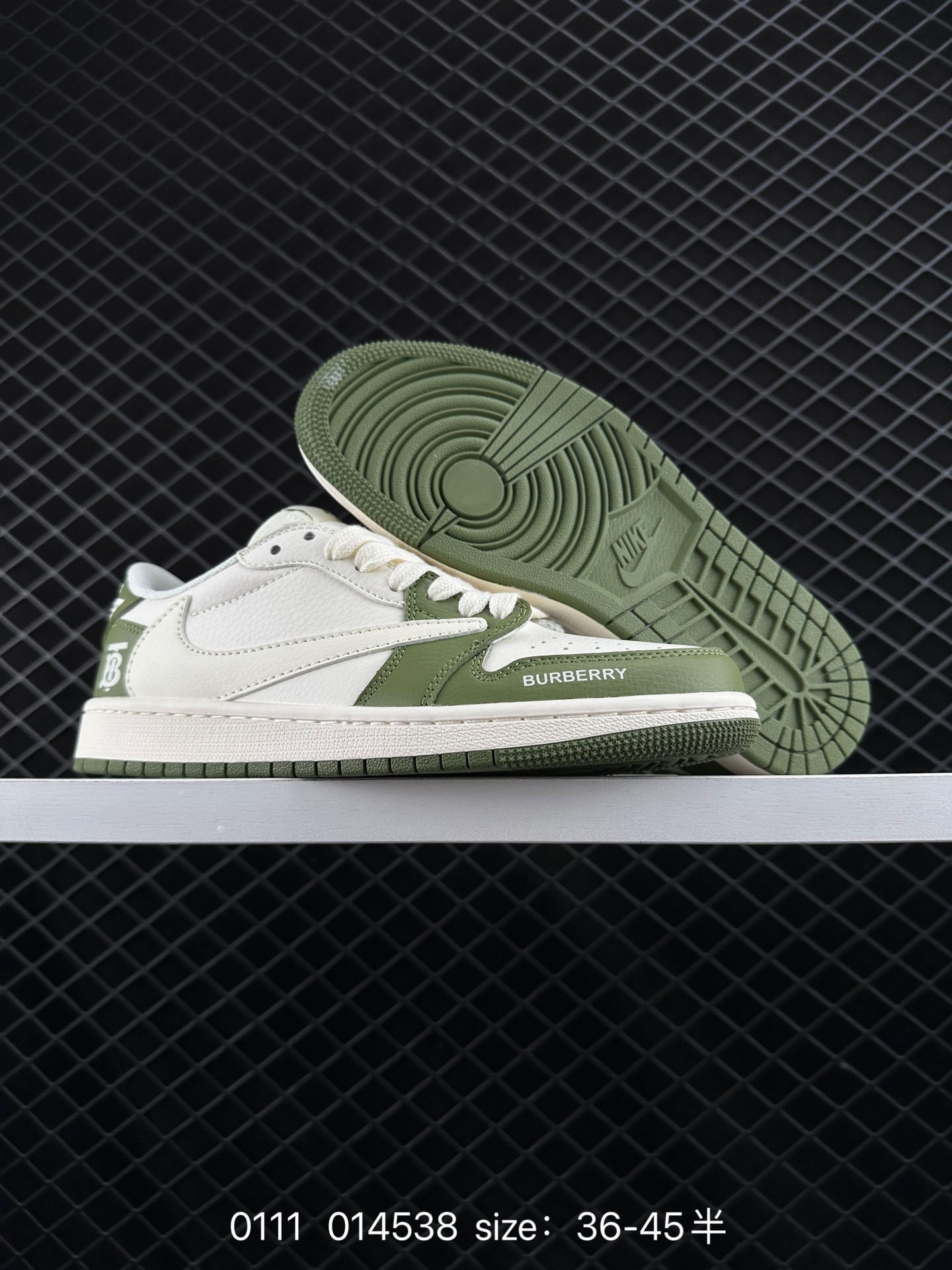 Travis Scott x Air Jordan 1 ” Reverse Mocha “